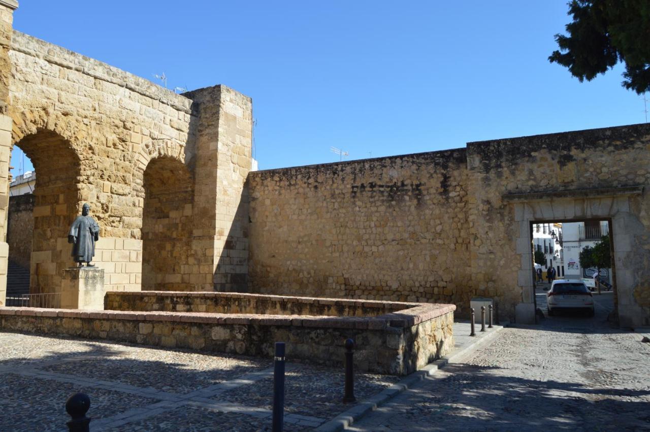קורדובה Puerta Sevilla Parking Gratis מראה חיצוני תמונה